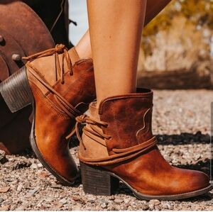 Freebird by Steven Casey Cognac Size 6